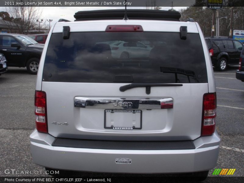 Bright Silver Metallic / Dark Slate Gray 2011 Jeep Liberty Jet Sport 4x4