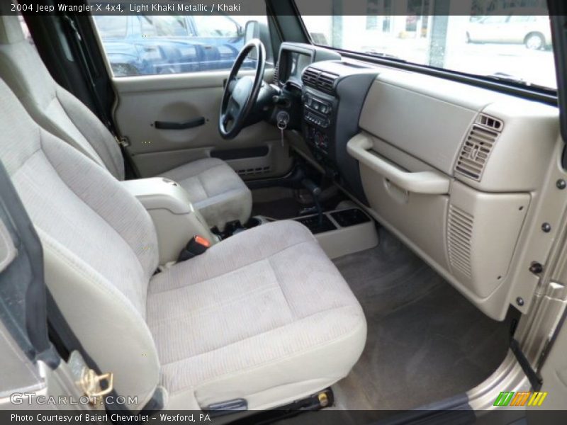 Light Khaki Metallic / Khaki 2004 Jeep Wrangler X 4x4