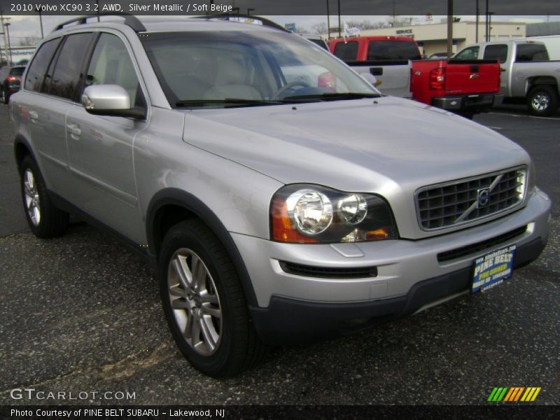 Silver Metallic / Soft Beige 2010 Volvo XC90 3.2 AWD