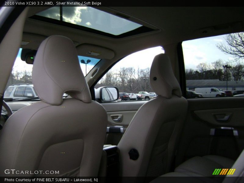 Silver Metallic / Soft Beige 2010 Volvo XC90 3.2 AWD
