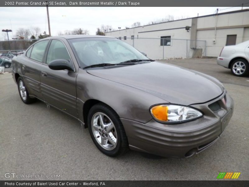 Front 3/4 View of 2002 Grand Am SE Sedan