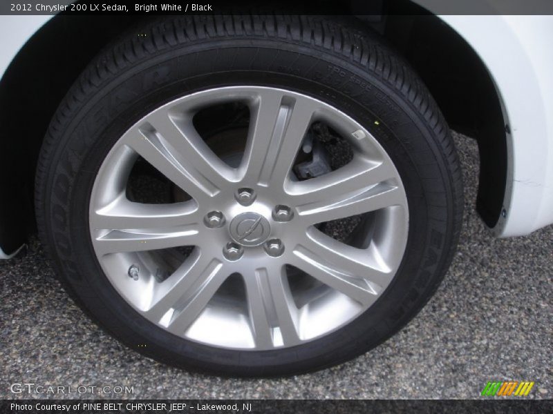 Bright White / Black 2012 Chrysler 200 LX Sedan