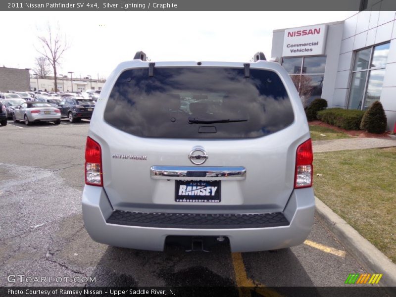 Silver Lightning / Graphite 2011 Nissan Pathfinder SV 4x4