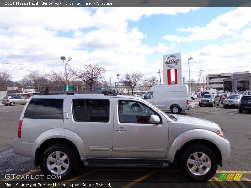 Silver Lightning / Graphite 2011 Nissan Pathfinder SV 4x4