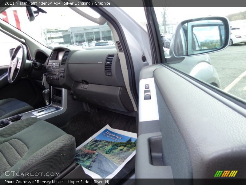 Silver Lightning / Graphite 2011 Nissan Pathfinder SV 4x4