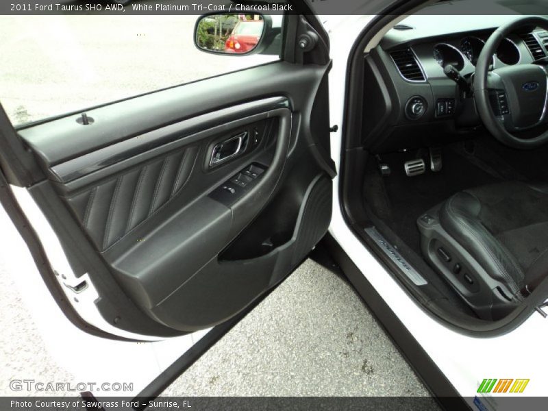 White Platinum Tri-Coat / Charcoal Black 2011 Ford Taurus SHO AWD