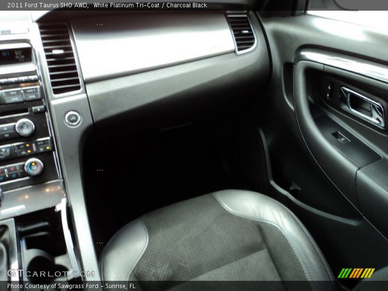 White Platinum Tri-Coat / Charcoal Black 2011 Ford Taurus SHO AWD