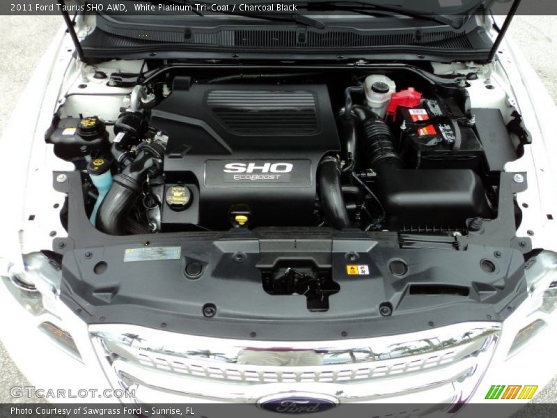White Platinum Tri-Coat / Charcoal Black 2011 Ford Taurus SHO AWD