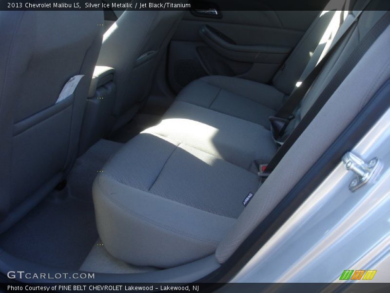 Silver Ice Metallic / Jet Black/Titanium 2013 Chevrolet Malibu LS