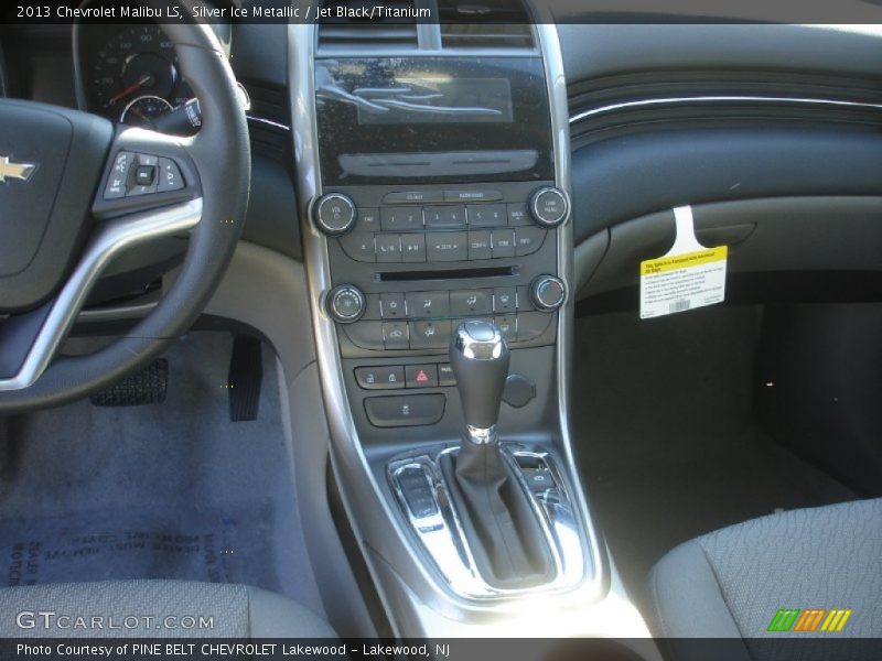 Silver Ice Metallic / Jet Black/Titanium 2013 Chevrolet Malibu LS