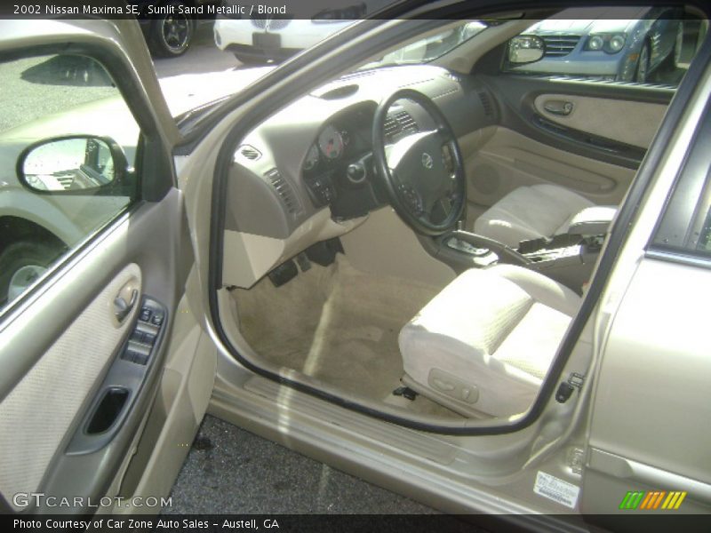 Sunlit Sand Metallic / Blond 2002 Nissan Maxima SE