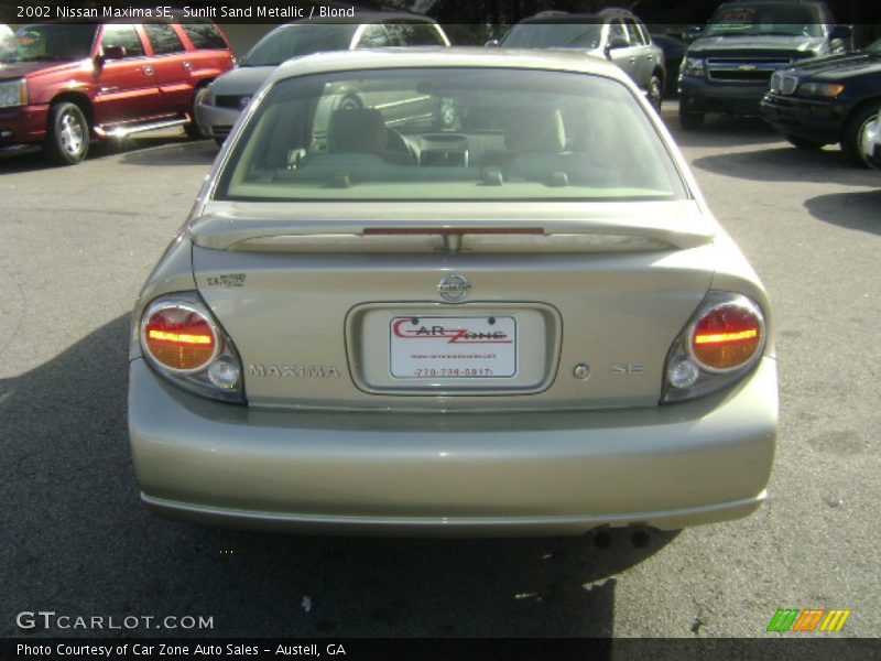Sunlit Sand Metallic / Blond 2002 Nissan Maxima SE