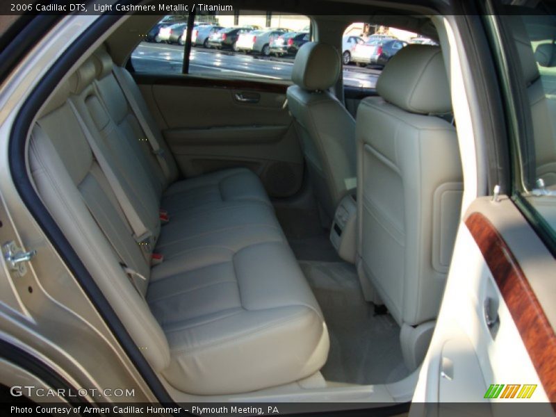 Light Cashmere Metallic / Titanium 2006 Cadillac DTS