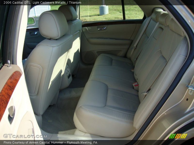 Light Cashmere Metallic / Titanium 2006 Cadillac DTS