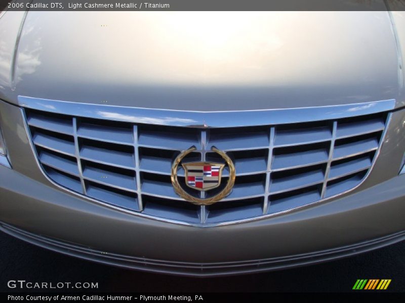 Light Cashmere Metallic / Titanium 2006 Cadillac DTS