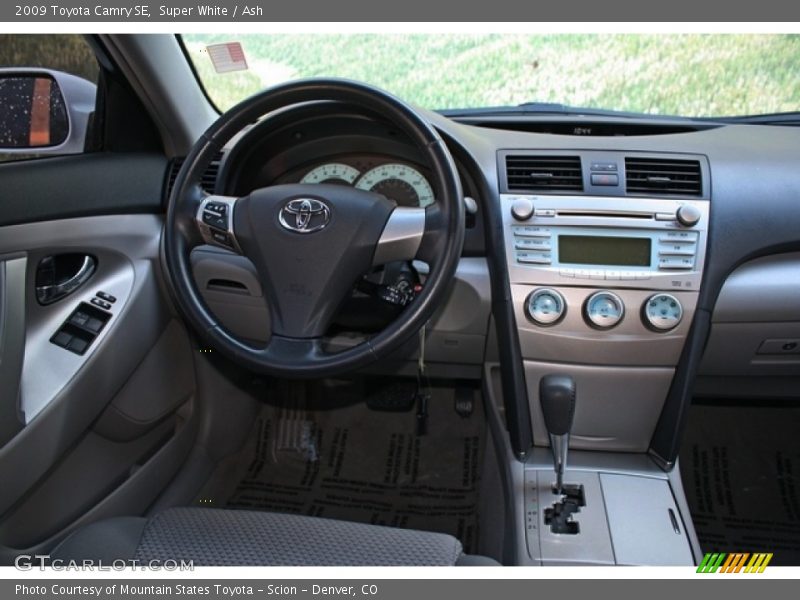 Super White / Ash 2009 Toyota Camry SE