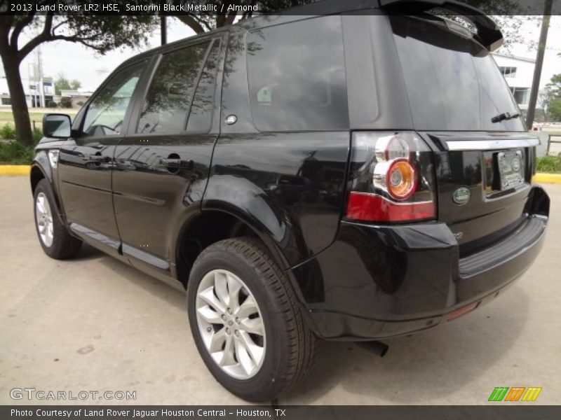 Santorini Black Metallic / Almond 2013 Land Rover LR2 HSE