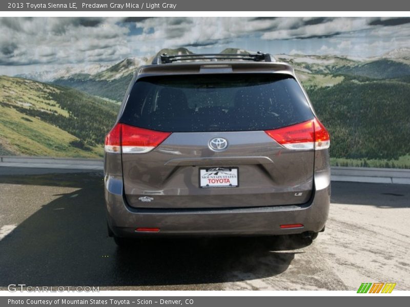 Predawn Gray Mica / Light Gray 2013 Toyota Sienna LE