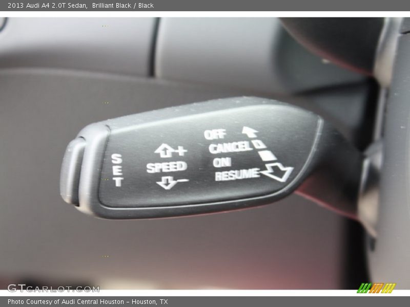 Brilliant Black / Black 2013 Audi A4 2.0T Sedan