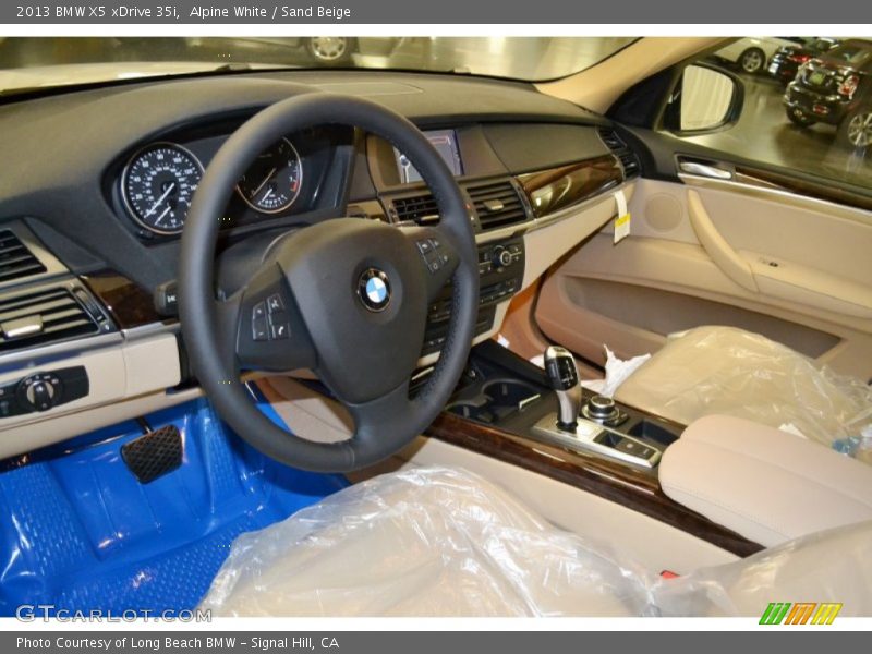 Alpine White / Sand Beige 2013 BMW X5 xDrive 35i