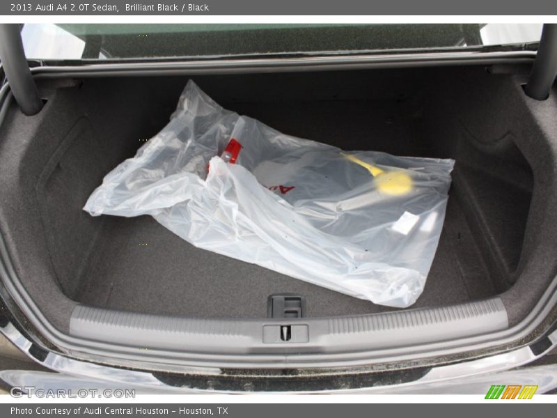  2013 A4 2.0T Sedan Trunk