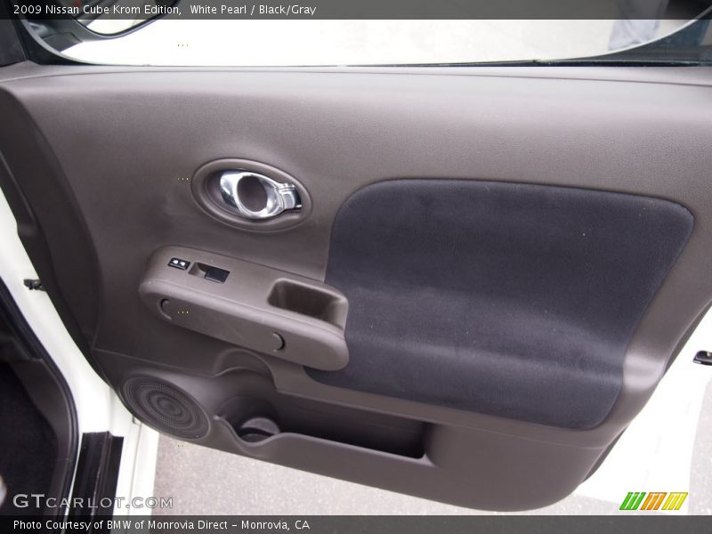 Door Panel of 2009 Cube Krom Edition
