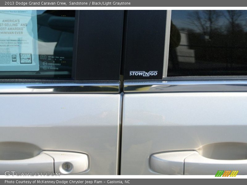 Sandstone / Black/Light Graystone 2013 Dodge Grand Caravan Crew