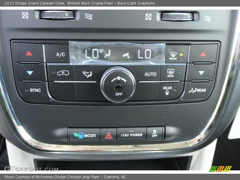 Brilliant Black Crystal Pearl / Black/Light Graystone 2013 Dodge Grand Caravan Crew