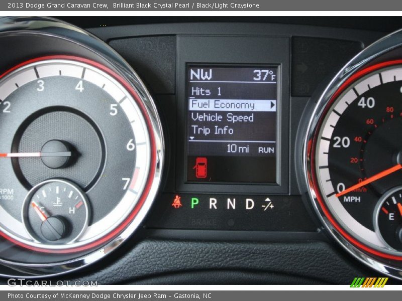 Brilliant Black Crystal Pearl / Black/Light Graystone 2013 Dodge Grand Caravan Crew