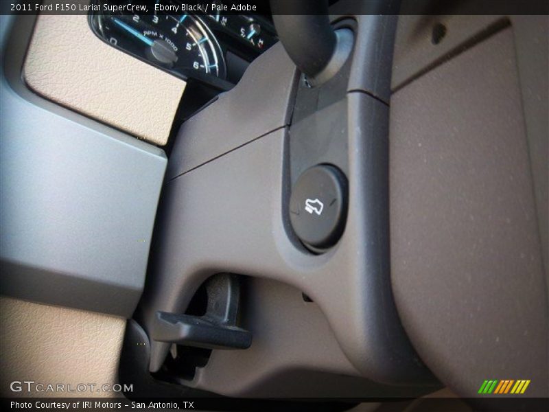 Ebony Black / Pale Adobe 2011 Ford F150 Lariat SuperCrew
