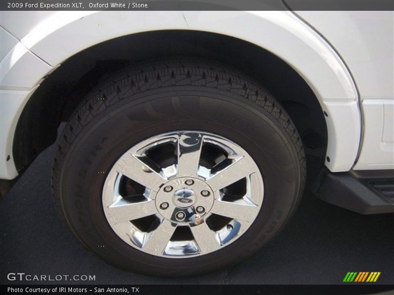 Oxford White / Stone 2009 Ford Expedition XLT