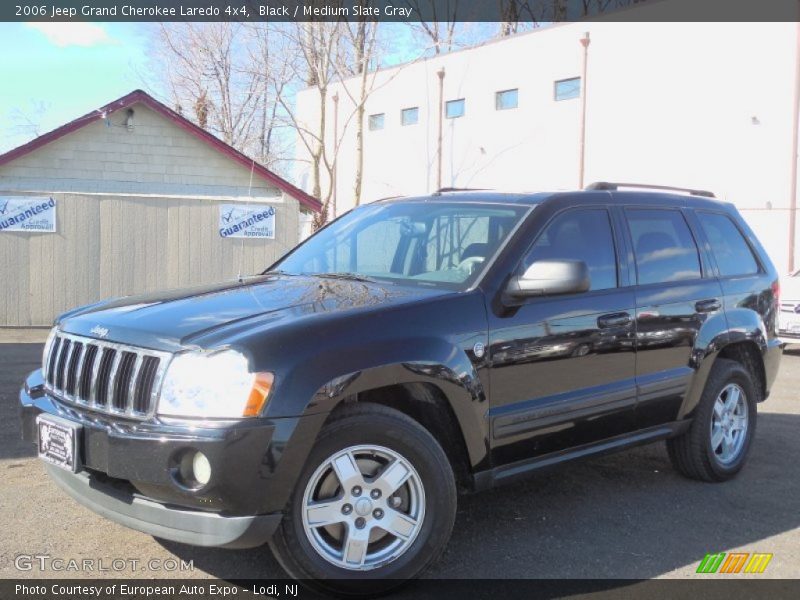 Black / Medium Slate Gray 2006 Jeep Grand Cherokee Laredo 4x4