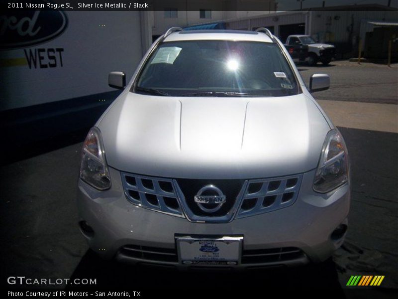 Silver Ice Metallic / Black 2011 Nissan Rogue SL