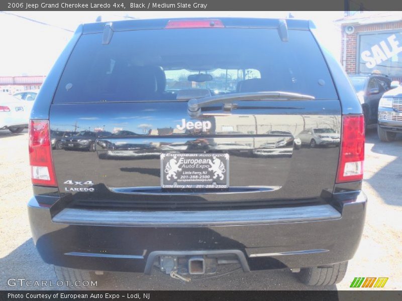 Black / Medium Slate Gray 2006 Jeep Grand Cherokee Laredo 4x4