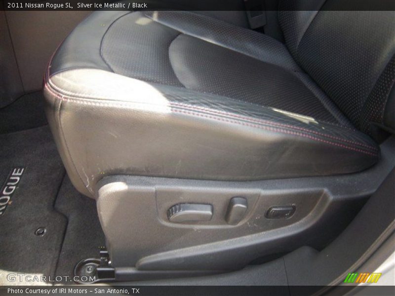 Silver Ice Metallic / Black 2011 Nissan Rogue SL
