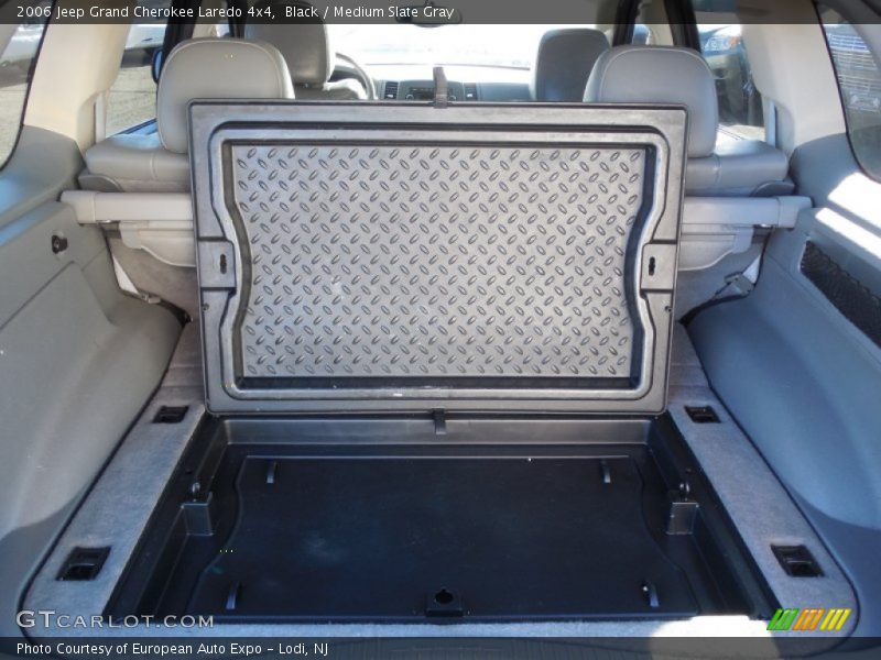 Black / Medium Slate Gray 2006 Jeep Grand Cherokee Laredo 4x4