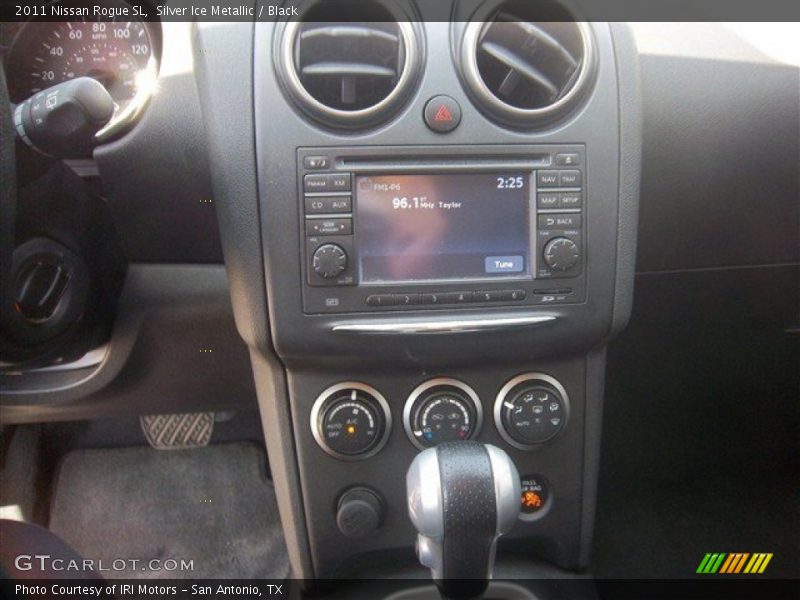 Silver Ice Metallic / Black 2011 Nissan Rogue SL