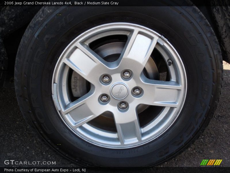Black / Medium Slate Gray 2006 Jeep Grand Cherokee Laredo 4x4