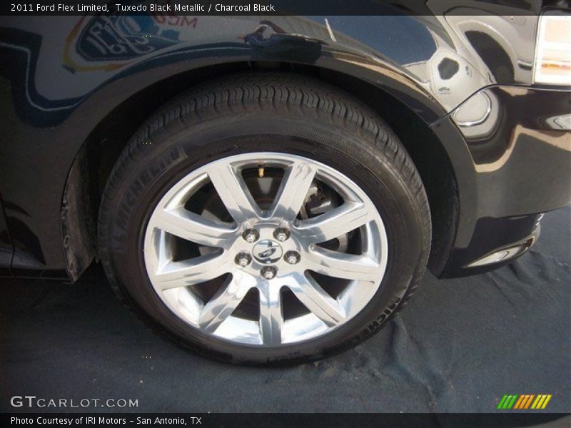 Tuxedo Black Metallic / Charcoal Black 2011 Ford Flex Limited