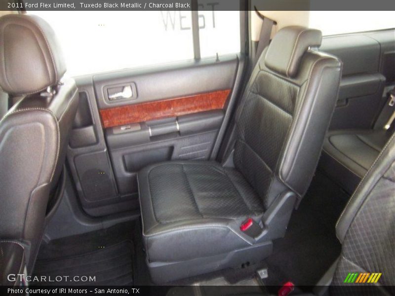 Tuxedo Black Metallic / Charcoal Black 2011 Ford Flex Limited