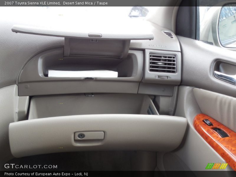 Desert Sand Mica / Taupe 2007 Toyota Sienna XLE Limited