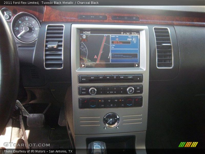 Tuxedo Black Metallic / Charcoal Black 2011 Ford Flex Limited