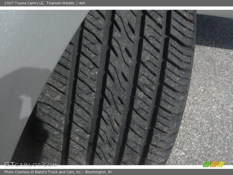 Titanium Metallic / Ash 2007 Toyota Camry LE