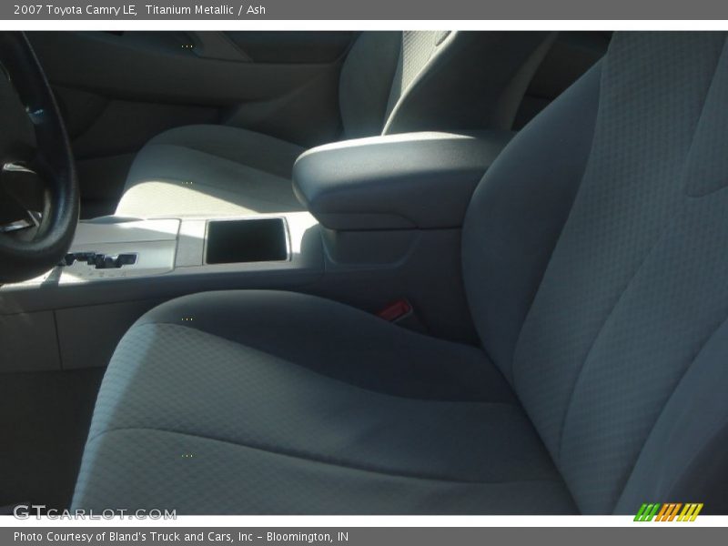 Titanium Metallic / Ash 2007 Toyota Camry LE