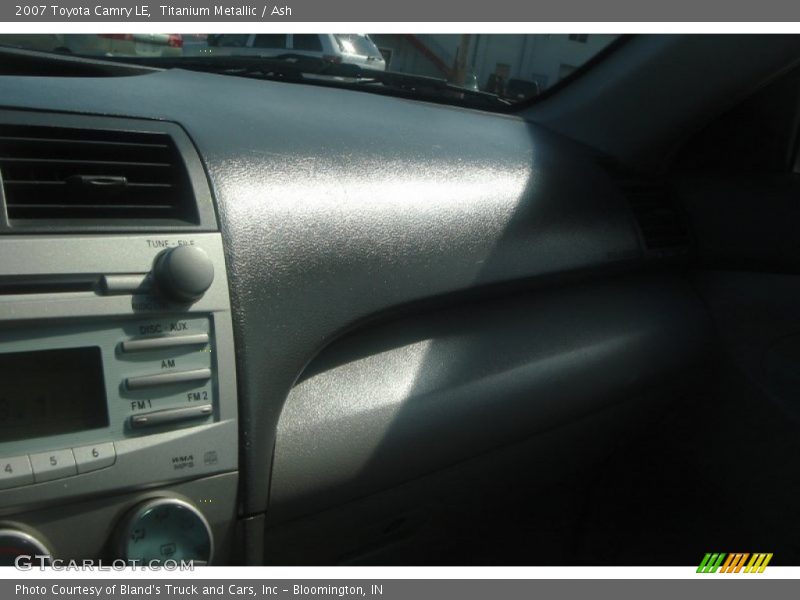 Titanium Metallic / Ash 2007 Toyota Camry LE