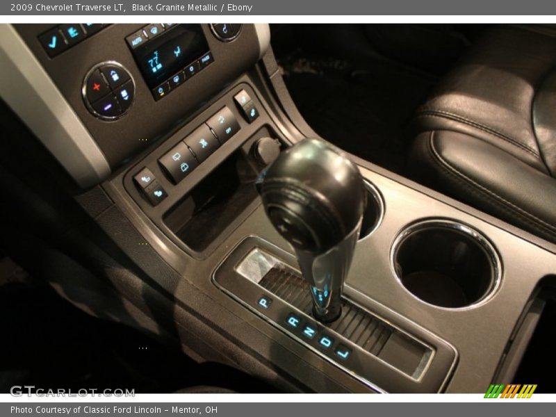 Black Granite Metallic / Ebony 2009 Chevrolet Traverse LT
