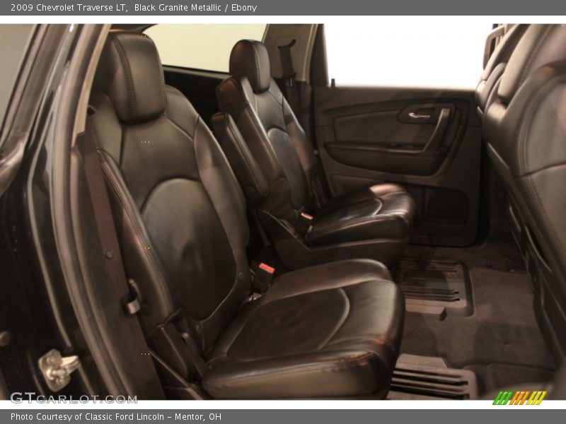 Black Granite Metallic / Ebony 2009 Chevrolet Traverse LT
