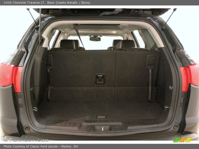 Black Granite Metallic / Ebony 2009 Chevrolet Traverse LT