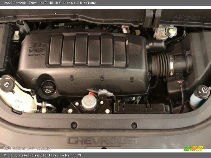Black Granite Metallic / Ebony 2009 Chevrolet Traverse LT
