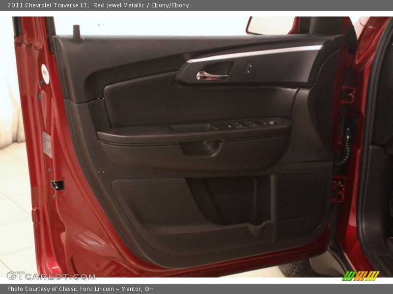 Red Jewel Metallic / Ebony/Ebony 2011 Chevrolet Traverse LT